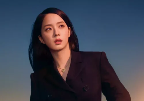 Jisoo pour Cartier