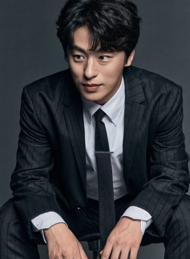 Jeon So Nee, Goo Kyo Hwan et Lee Jung Hyun seront les vedettes d'un nouveau Drama basé sur la série de mangas légendaires "Parasyte".