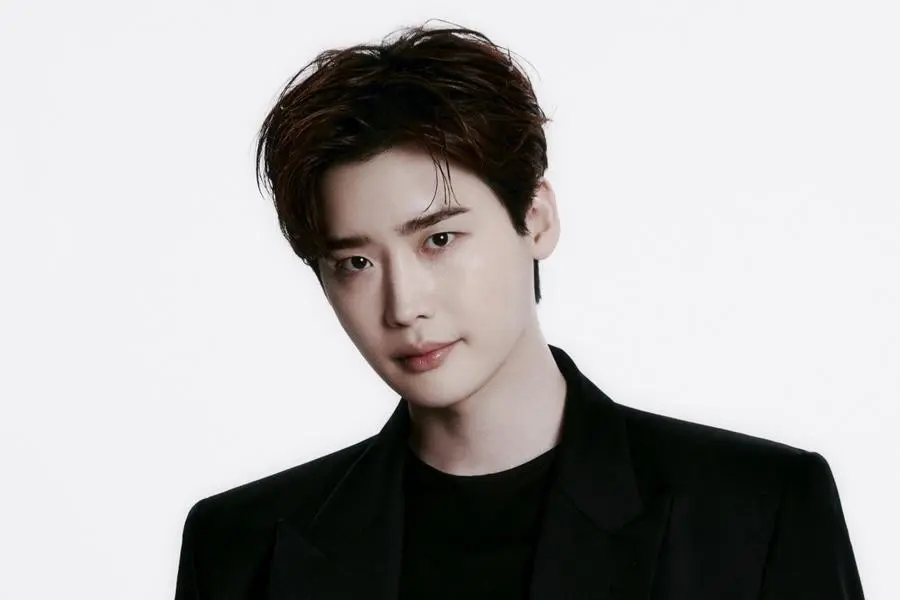 Lee Jong Suk